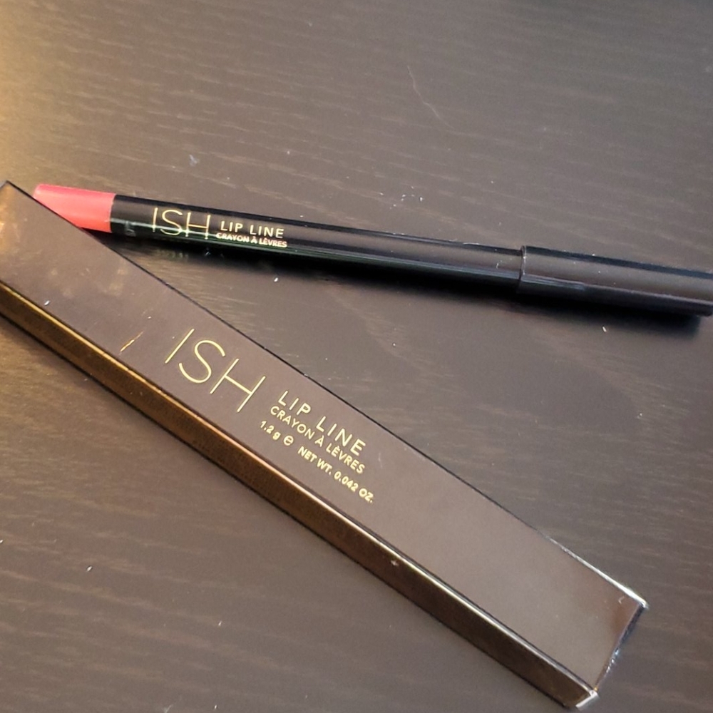 ⛱3/$20 ISH Lip Line in Sassy